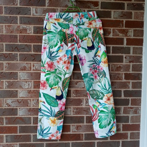 Zara TRF Collection Toucan Tropical high waisted mom fit Jeans - Size 4 - Picture 3 of 9